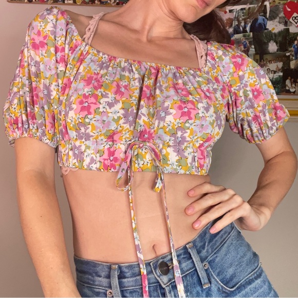 SOLD Pink Floral Peasant Spanish Crop Blouse - Picture 3 of 7